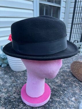 Men's Black Felt Bowler Hat with Grosgrain band